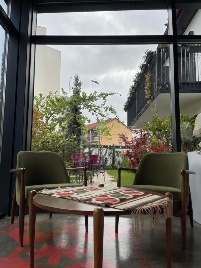 Etnomania Boutique Hotel Приштина Екстер'єр фото