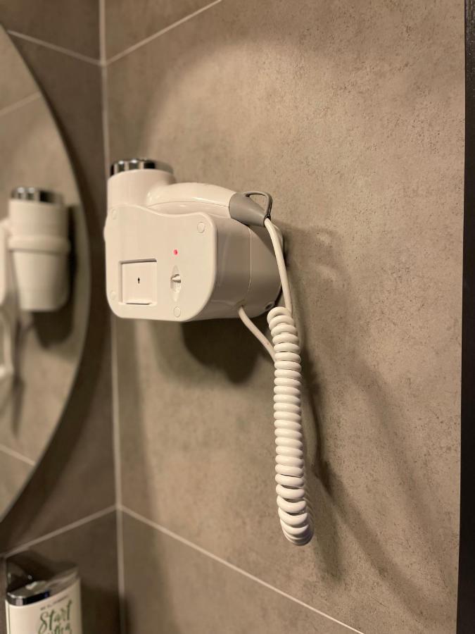 Etnomania Boutique Hotel Приштина Екстер'єр фото