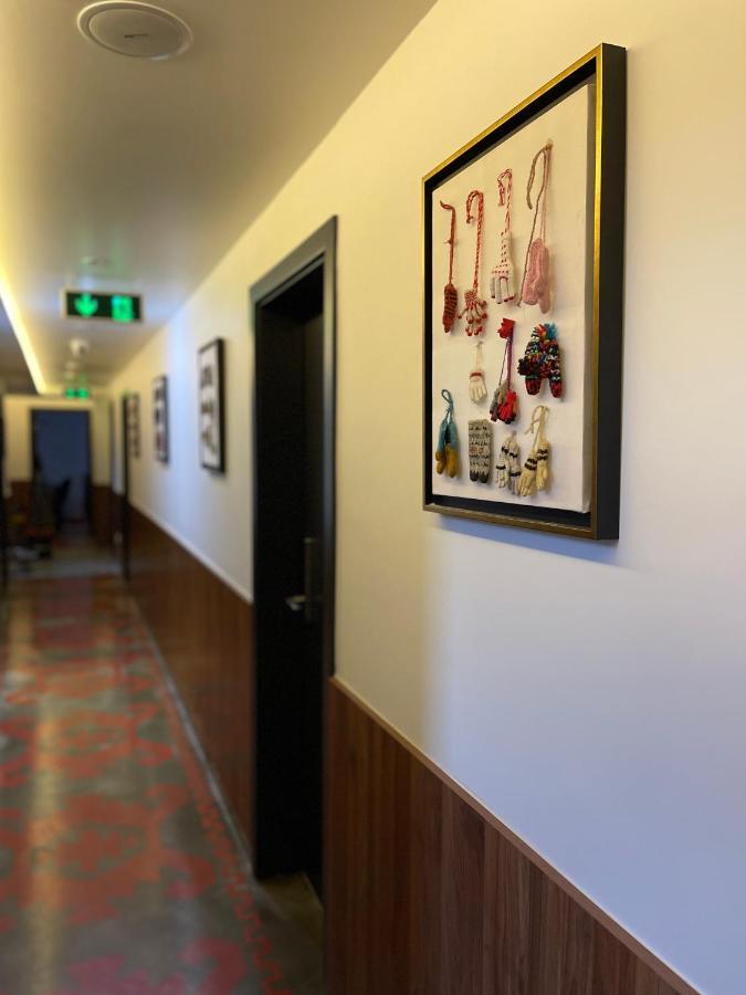 Etnomania Boutique Hotel Приштина Екстер'єр фото