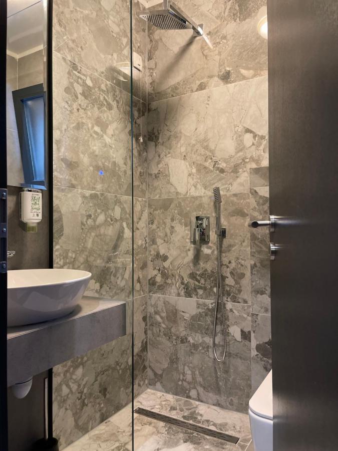 Etnomania Boutique Hotel Приштина Екстер'єр фото
